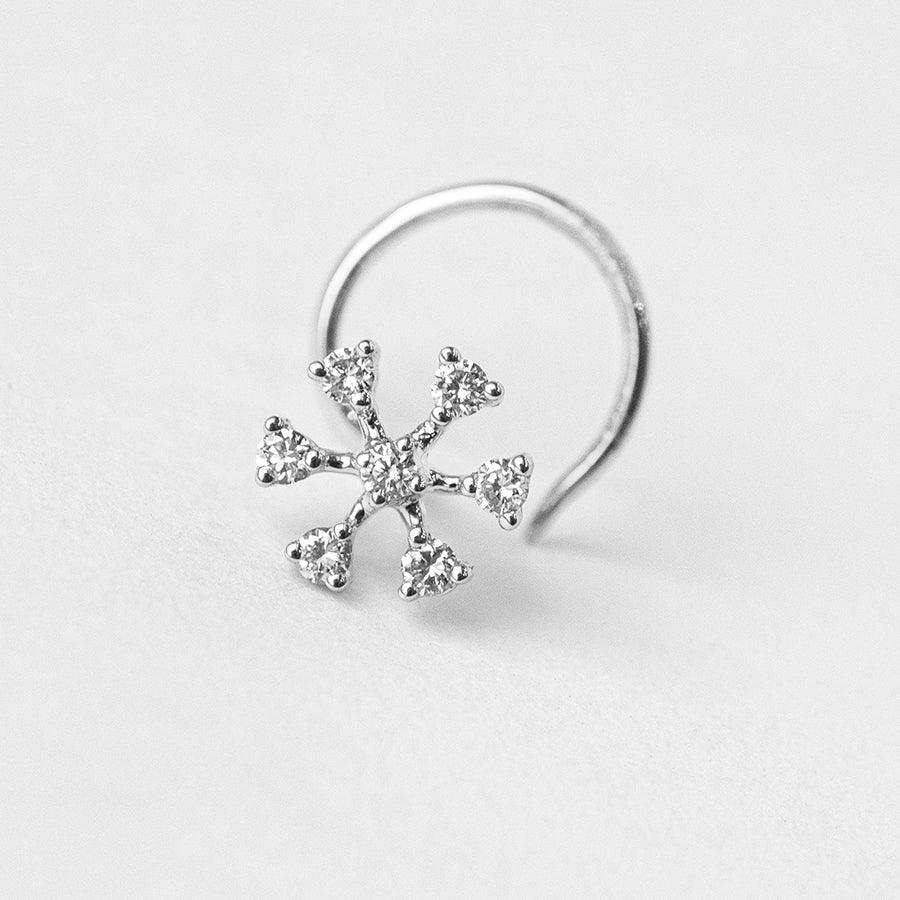 18ct Gold Diamond Cluster Wire Back Nose Stud. - Image 3