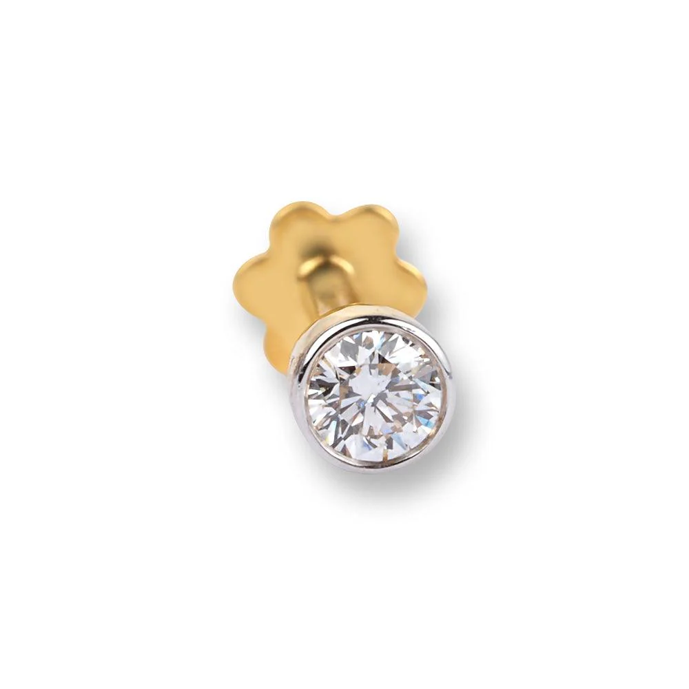 18ct Gold Diamond Screw Back Nose Stud with Bezel (Rub Over) Setting - Image 7