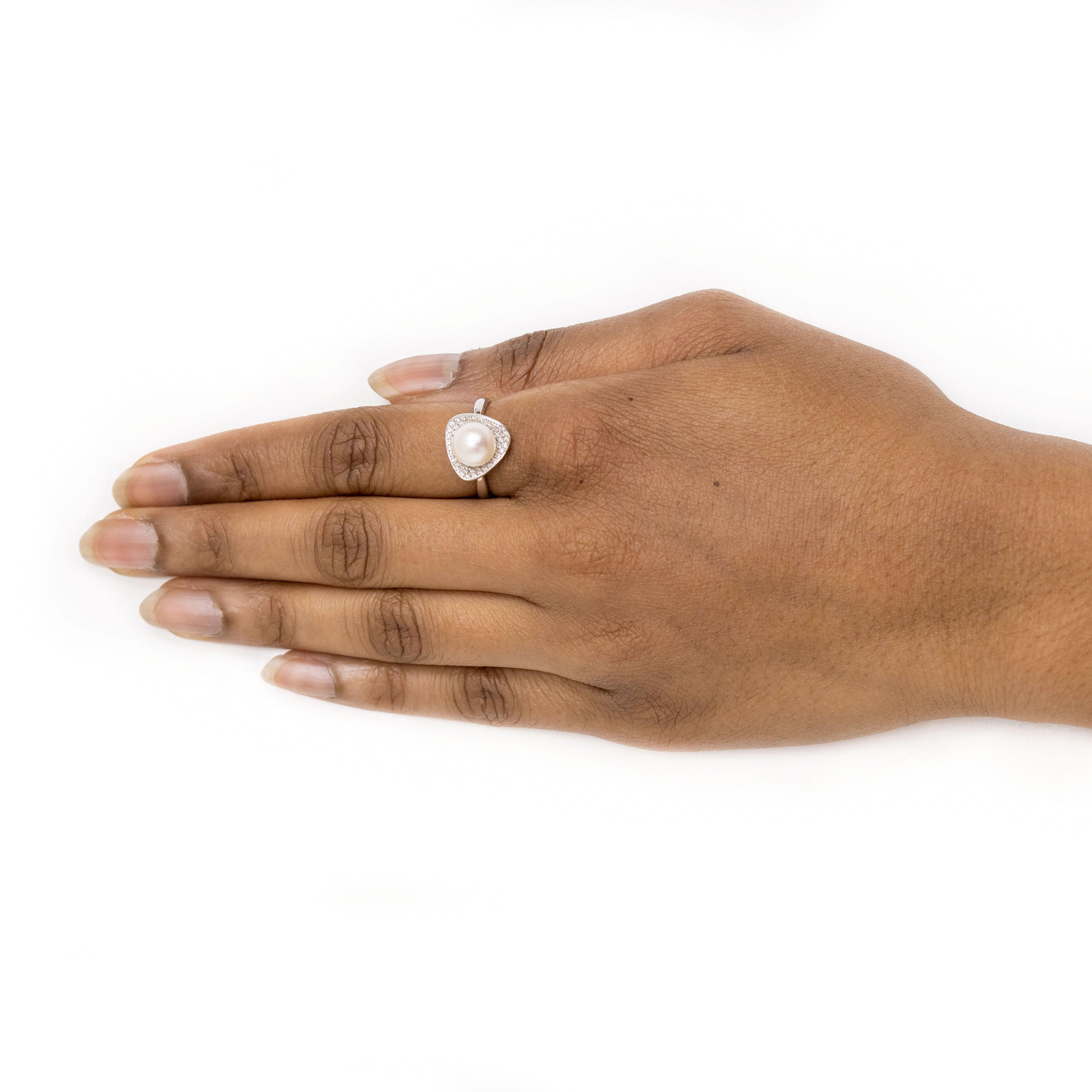 18ct White Gold Diamond & Cultured Pearl Dress Ring AR361798 - Image 2