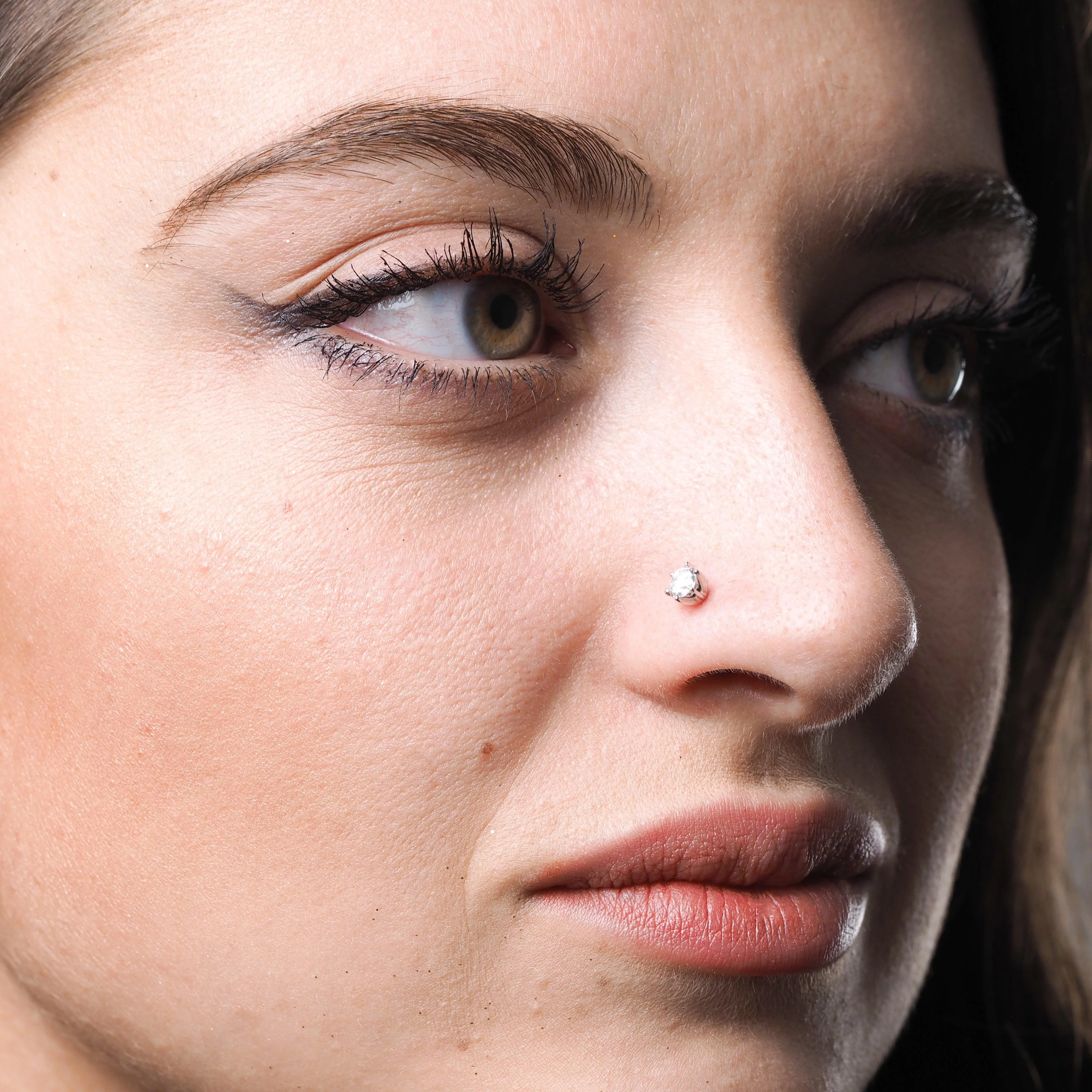 18ct Gold 0.11ct - 0.36ct Diamond Screw Back Nose Stud - Image 3