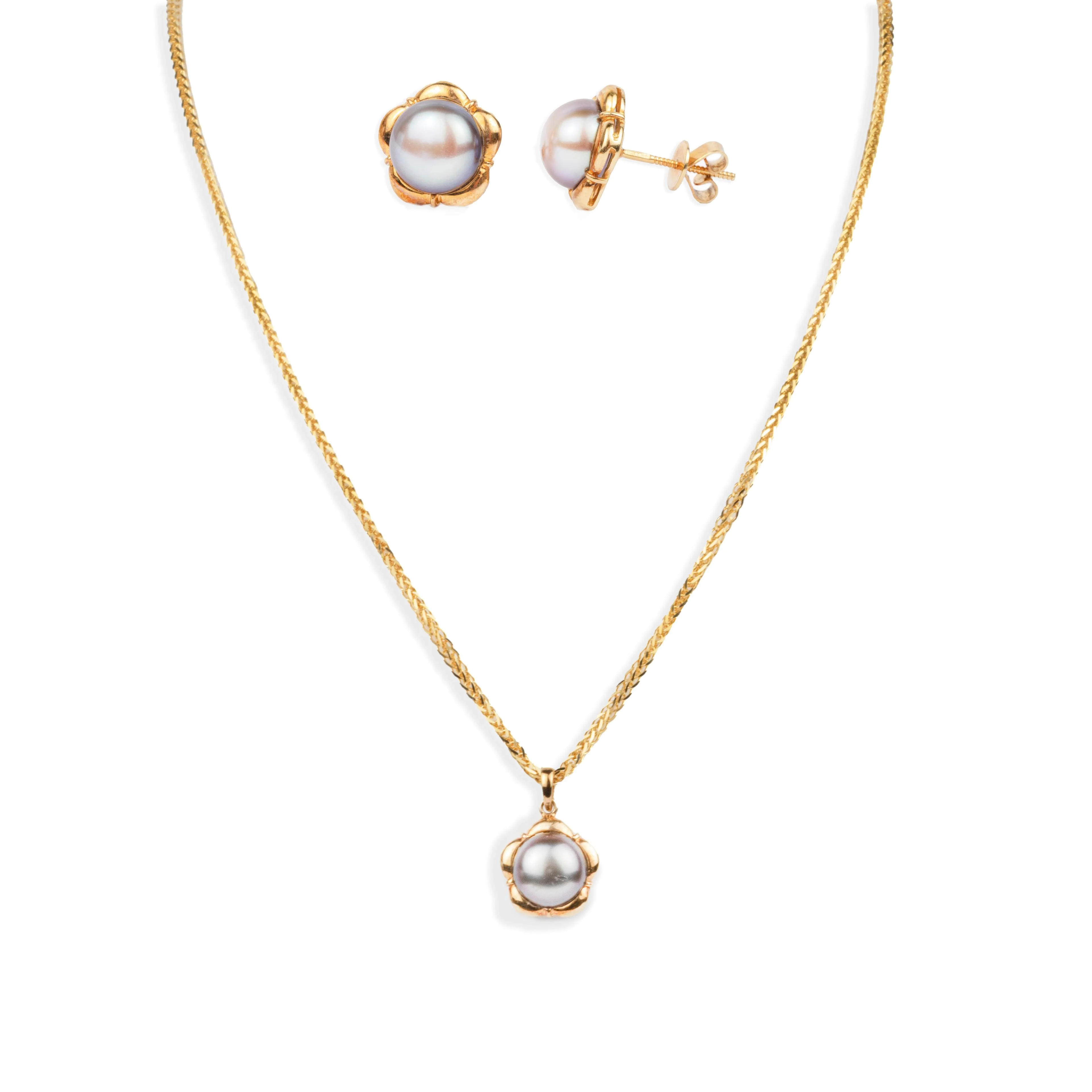 18ct Yellow Gold Necklace, Pendant and Earrings set with Black Cultured Pearl | Premium Collection