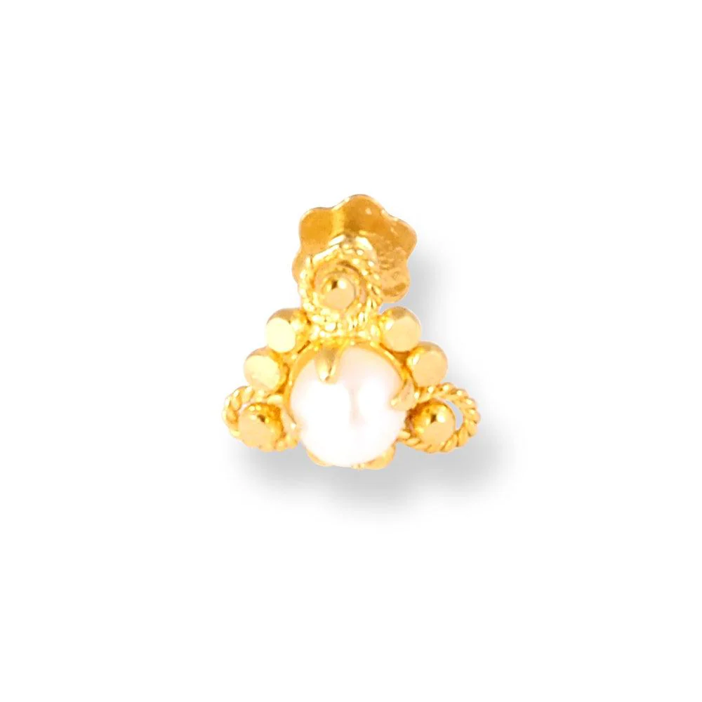 18ct Yellow Gold Triangular Shape Screw Back Nose Stud with Cultured Pearl - Image 2
