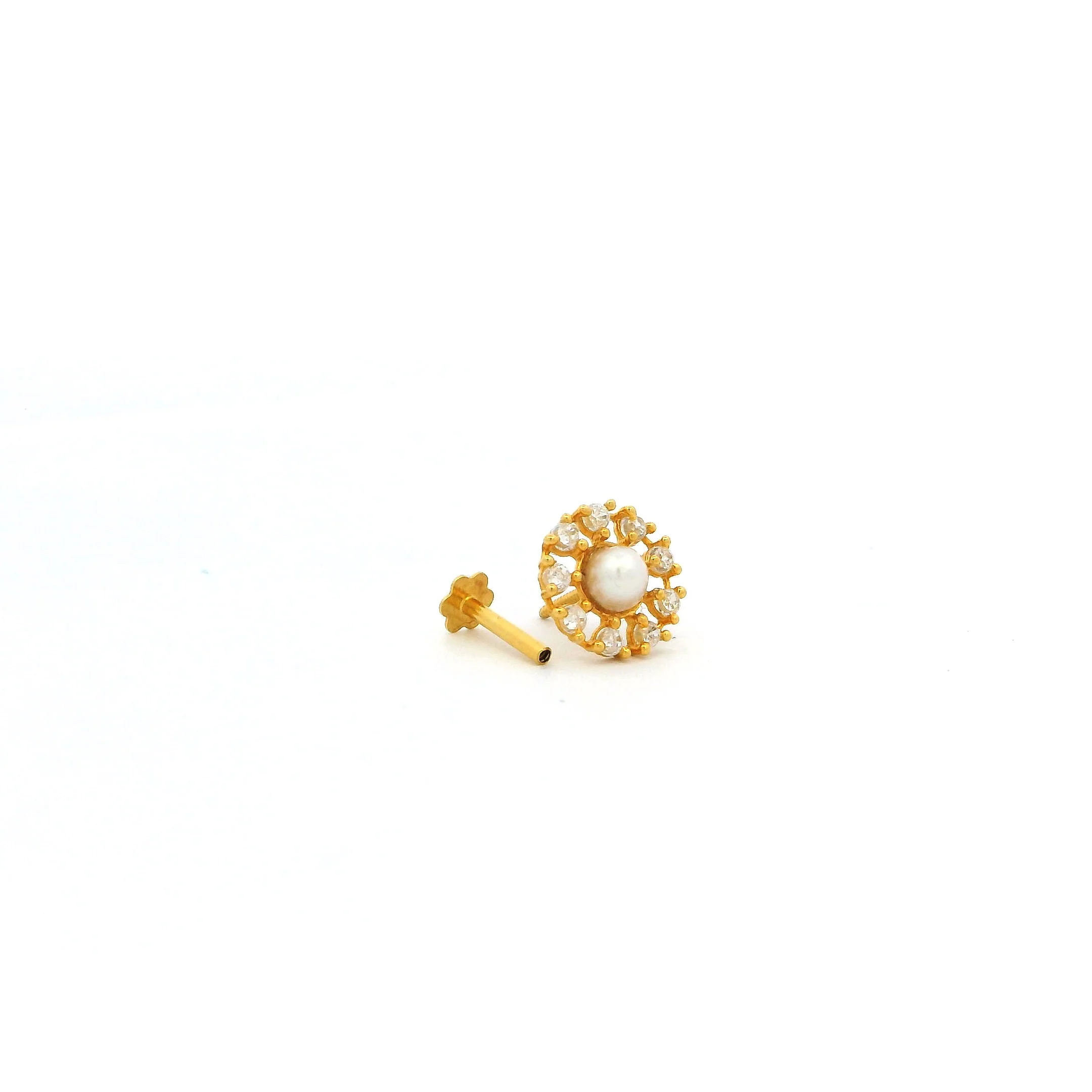 18ct Yellow Gold Screw Back Nose Stud with CZ & Cultured Pearl – Elegant & Secure Fit - Image 4