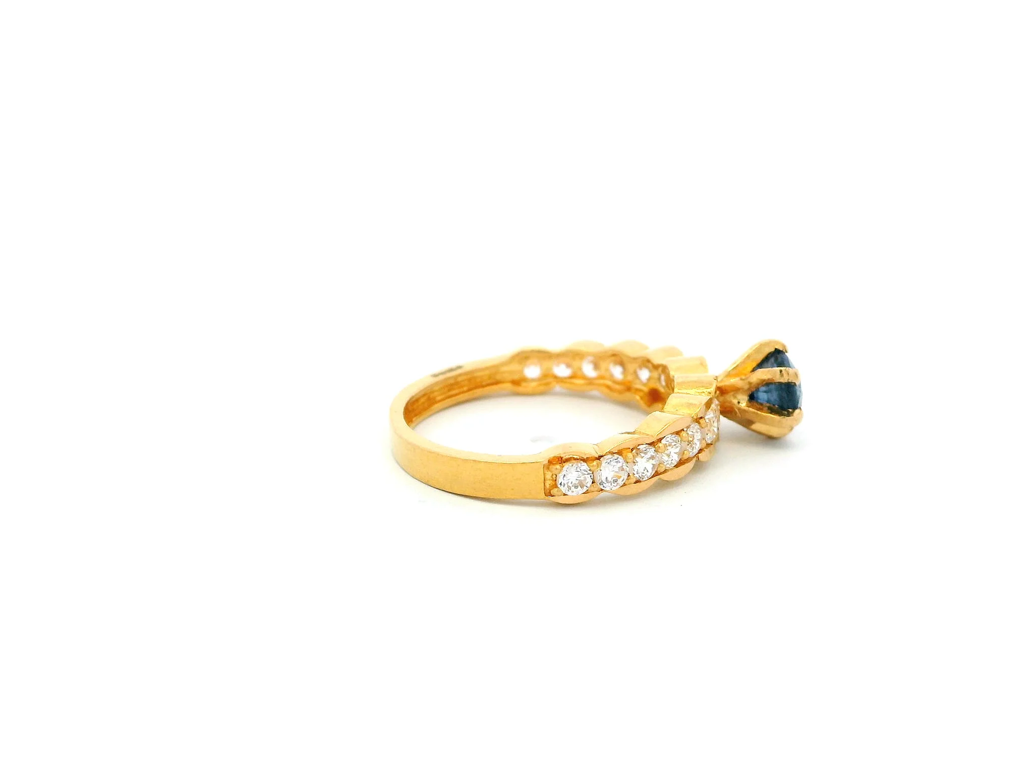 22ct Gold Ladies Ring with Blue and White Cubic Zirconia Stones – Elegant & Glamorous Jewellery | Size J½ - Image 4