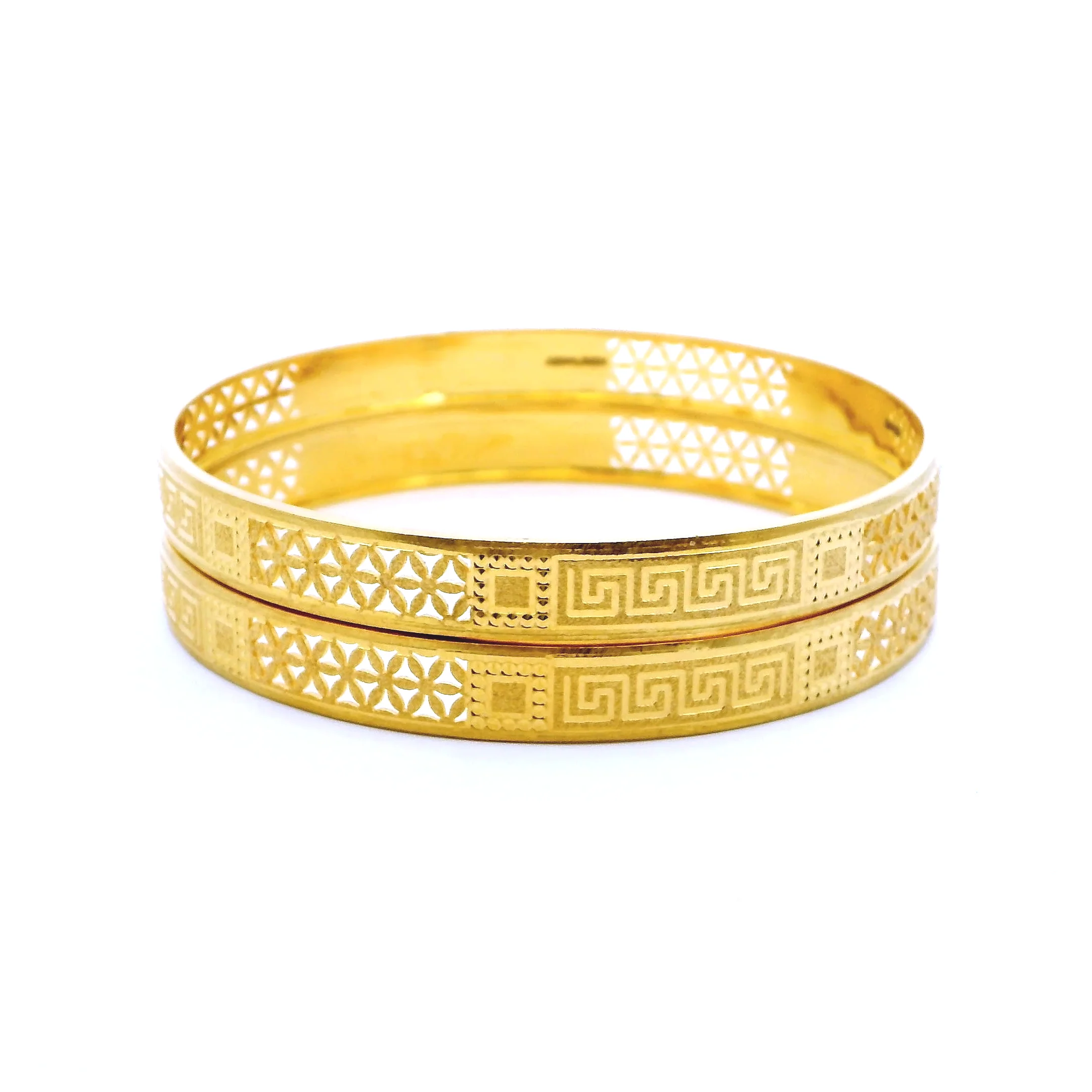 22ct Yellow Gold Bangles with Elegant Flower Pattern – Stunning Fine Jewellery