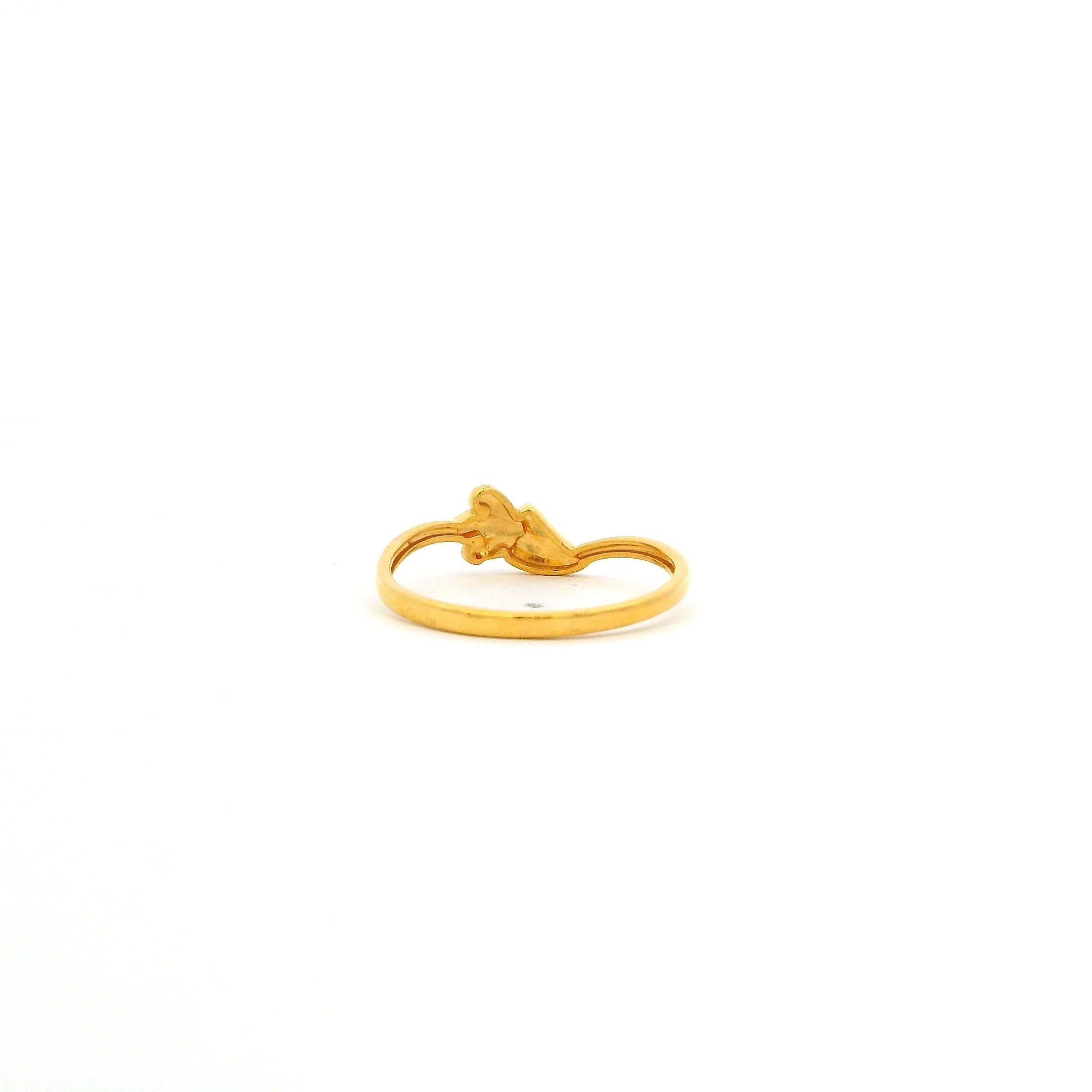 22ct Yellow Gold Ring with Elegant Leaf Design | Size P - Image 3