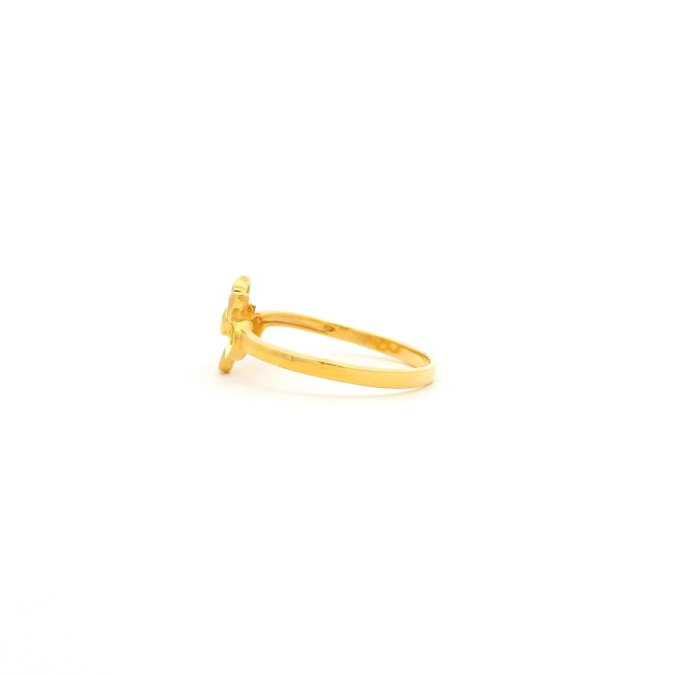 22ct Yellow Gold Ring with Intricate Floral Design | Size O - Image 3