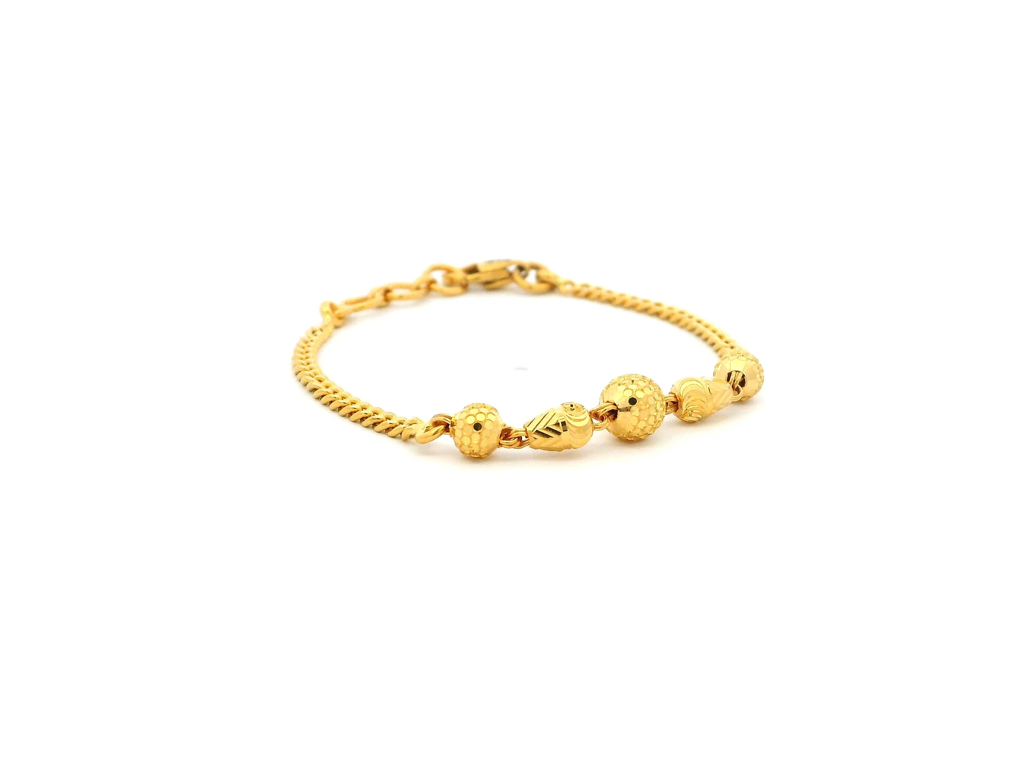 22ct Yellow Gold Children's Bracelet with Diamond-Cut Beads & Lobster Claw Clasp – Perfect Gift for Kids - Image 2
