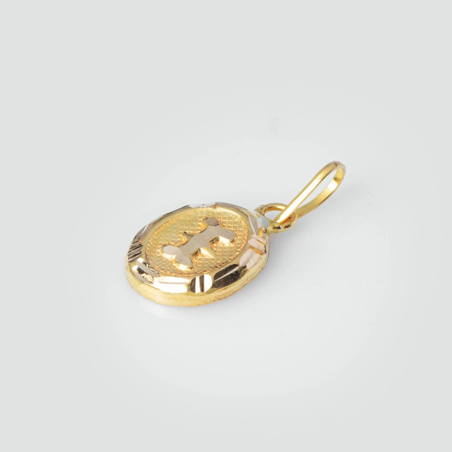 'I' 22ct Gold Initial Pendant - Personalised jewellery - Image 5