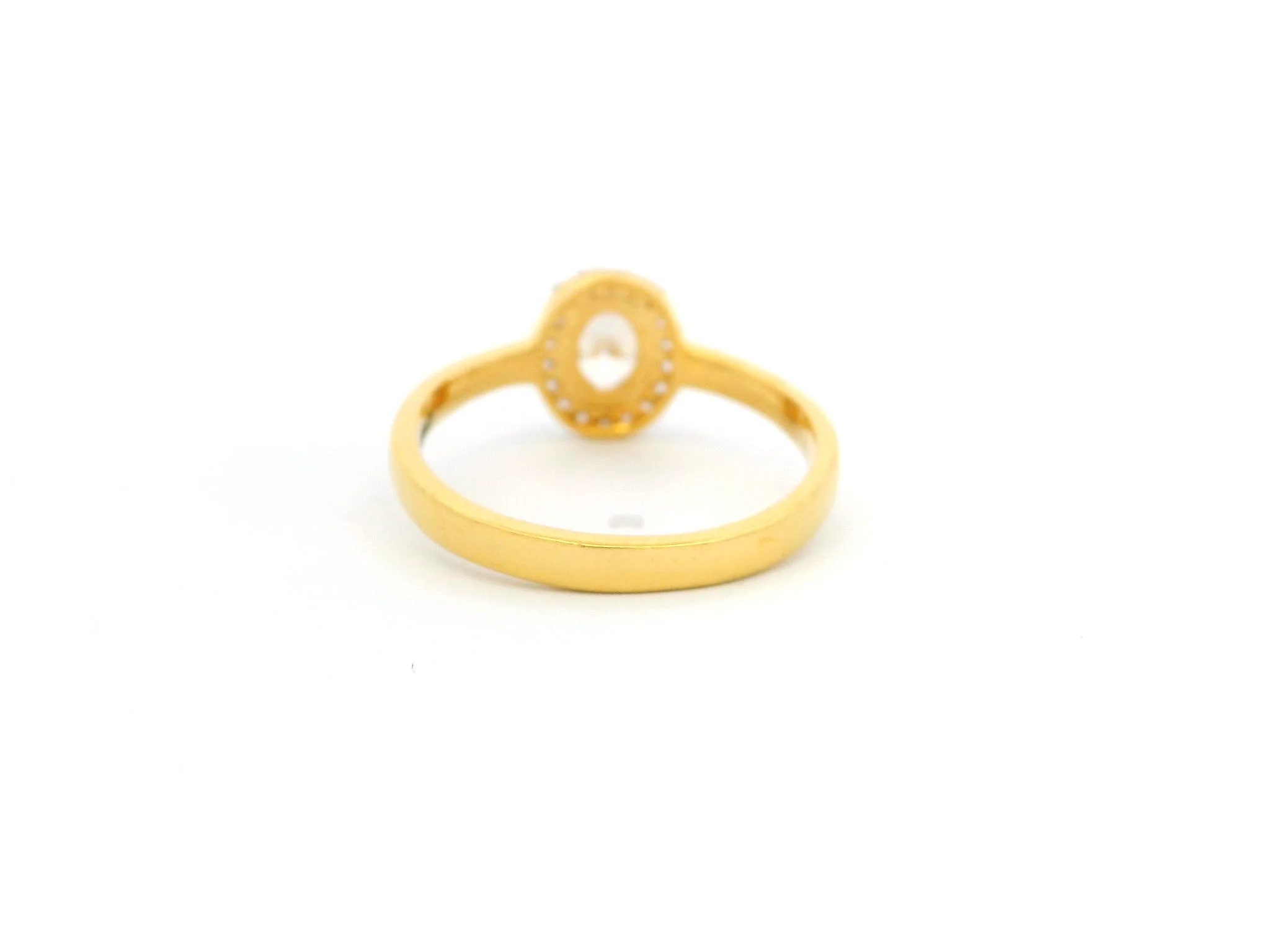 Elegant 22ct Gold Ring with Oval & Round Cubic Zirconia Stones | Size L½ - Image 4