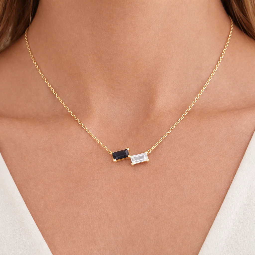 Luxury 18ct Yellow Gold Diamond & Blue Sapphire Necklace and Earring Set - Image 2