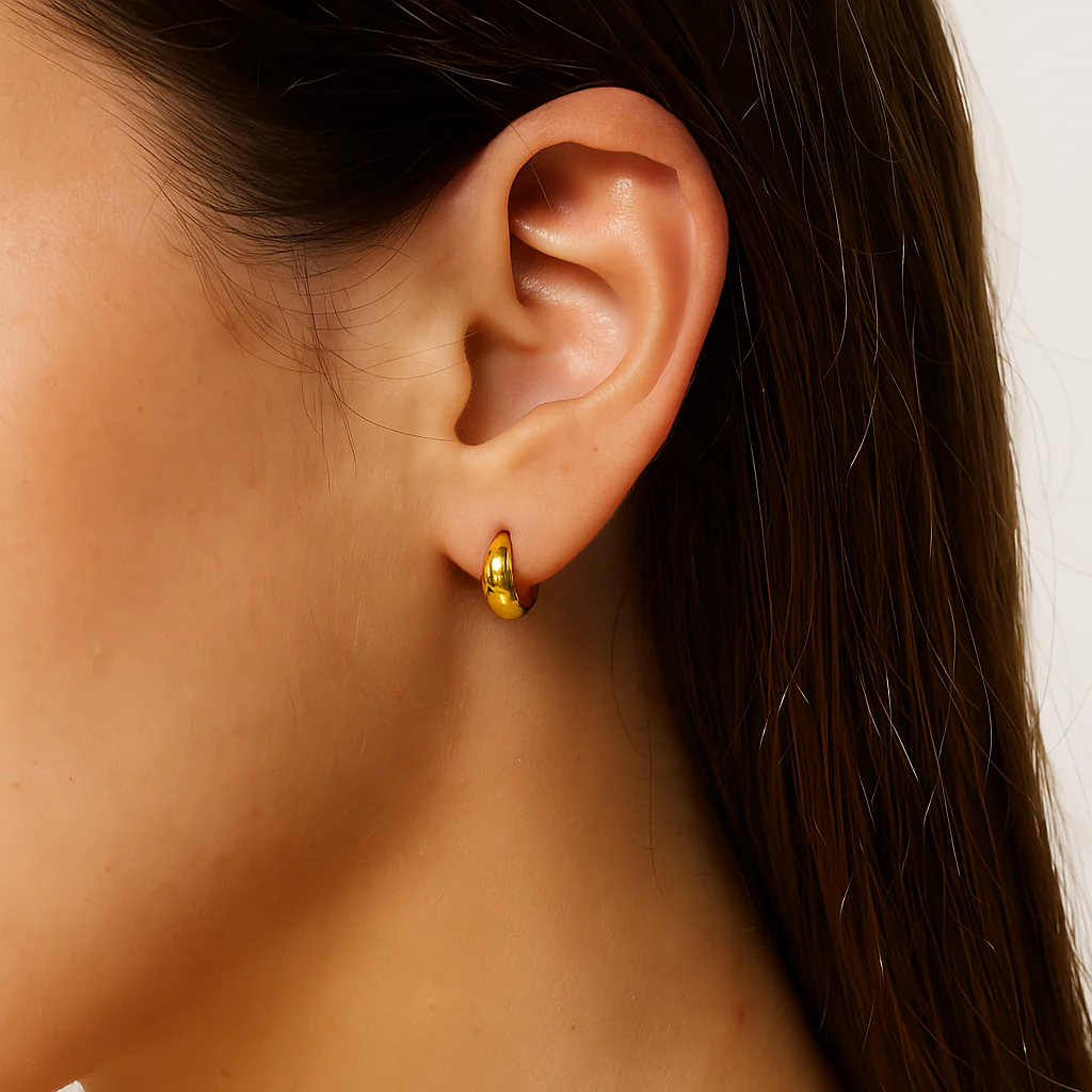 18ct Yellow Gold Huggie Piercing Hoop with Classic Plain Finish – Perfect for Any Occasion - Image 2