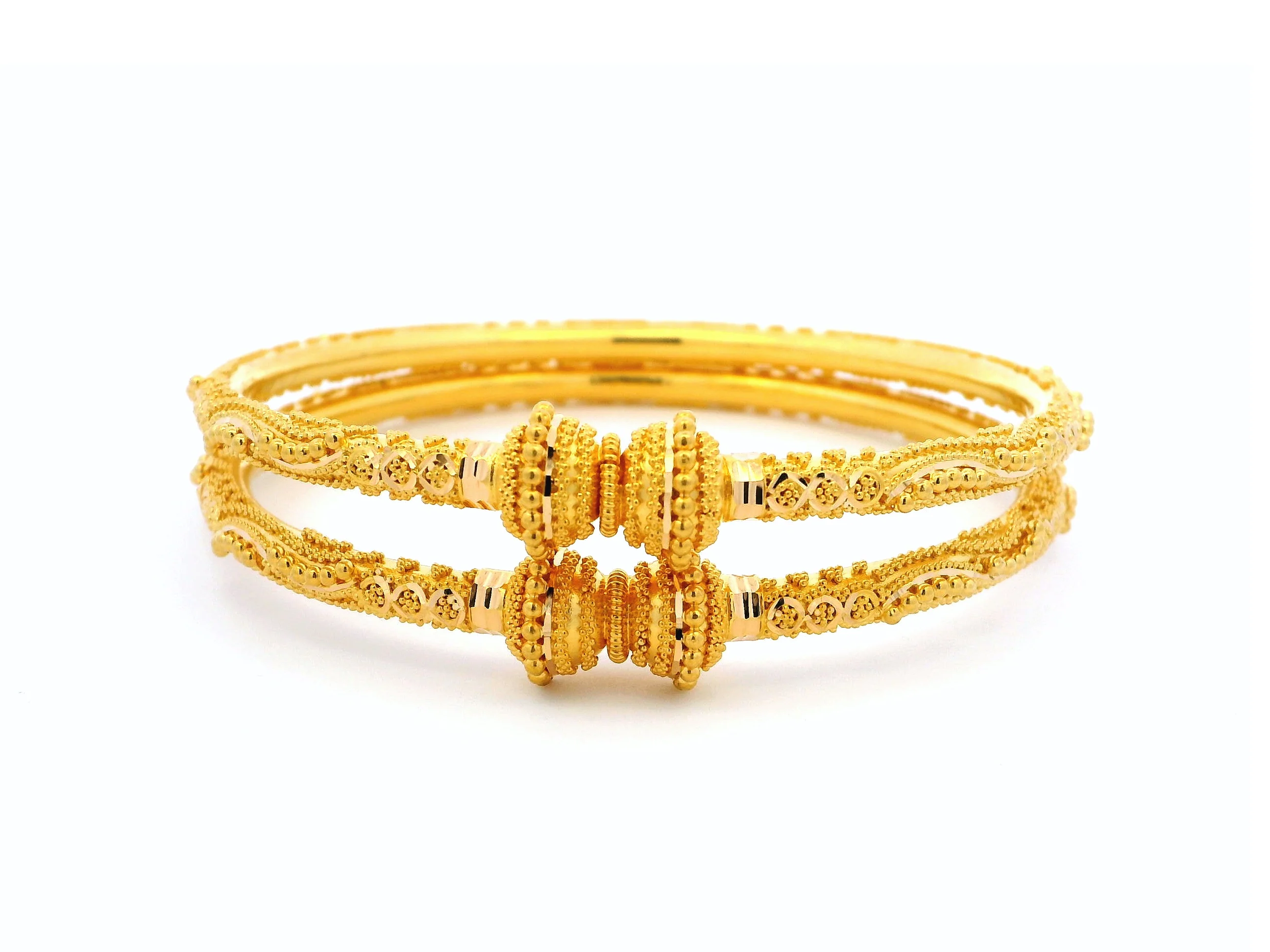 Pair of 22ct Yellow Gold Bangles with Filigree Design & Comfort Fit – Elegant Gold Bangles for Women